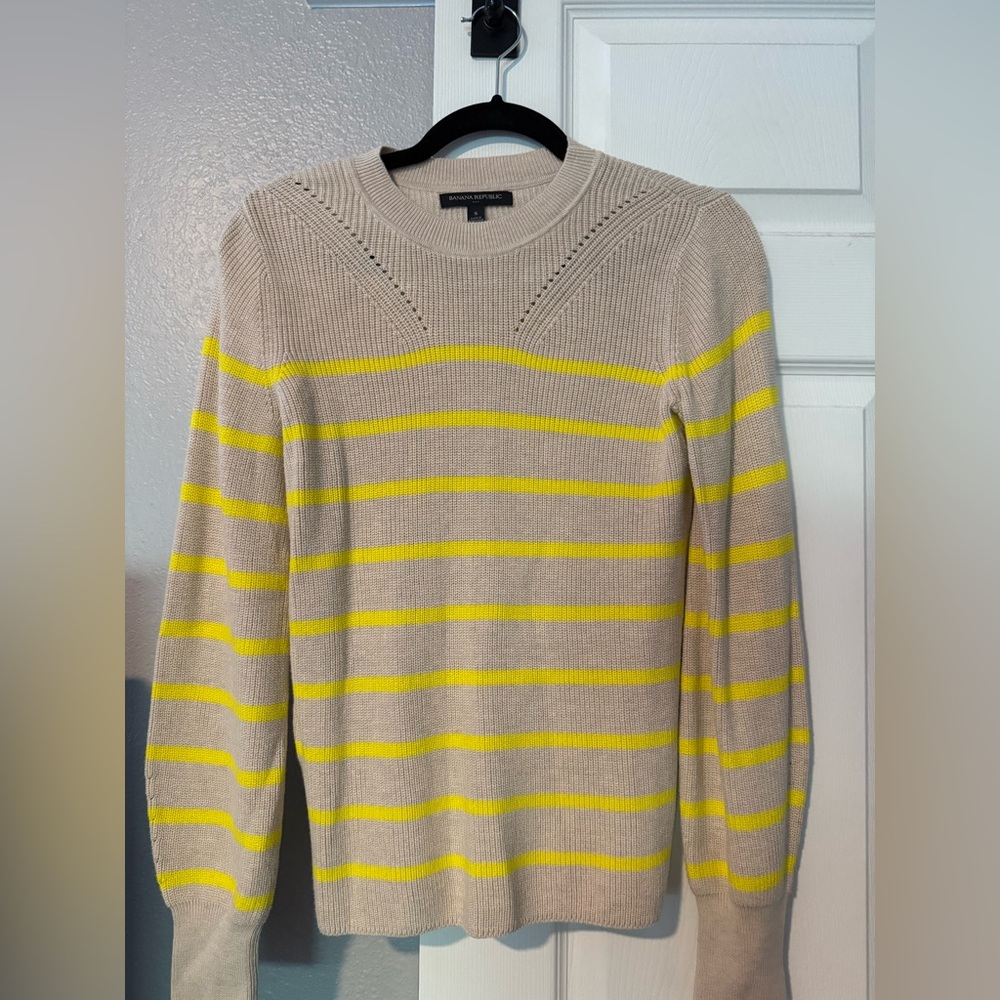 Banana Republic Beige and Yellow Striped Sweater